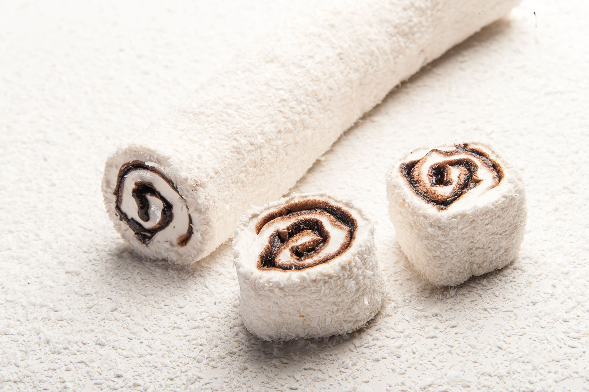 Özsafalar Confectionery | Turkish Delight & Cezerye Since 1982 | Flavored Plain Delights, Spiced Cut Delights, Traditional Delights, Rolled Delights, Chocolate-Covered Delights, Ribbon Delights, Cezerye Varieties, Special Delights, Turkish Delight Sausages, Special Packaged Delights, Traditional Packaged Delights, Custom-Made Delights | Turkish Delight Manufacturer, Wholesale Turkish Delight, Konya Turkish Delight Producer, Konya Turkish Delight Stores, Istanbul Turkish Delight Shops, Gift Box Delight Varieties, Premium Delight and Confectionery Products, Turkish Dessert Culture, Traditional Sweets, Hygienic Delight Production, Modern Delight Factory, Worldwide Turkish Delight Export