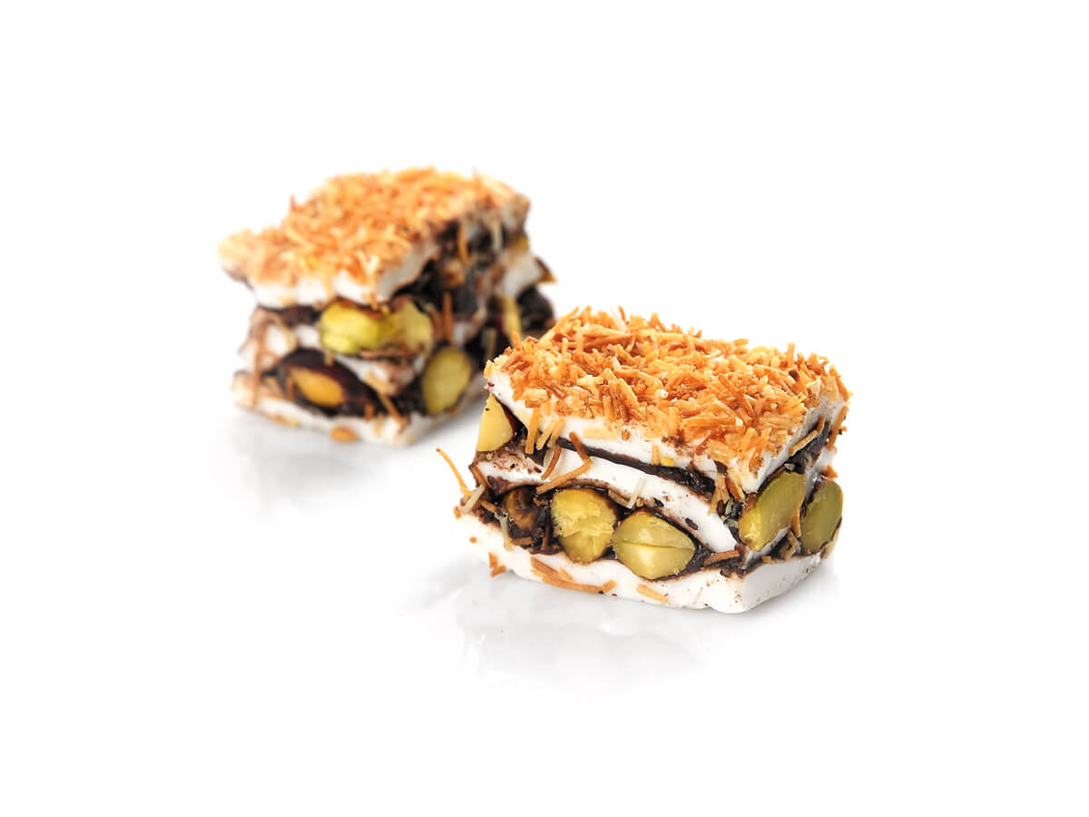 Baklava Turkish Delight with Pistachios and Kadayif
